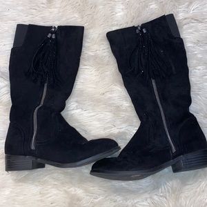 Steve Madden girls boots size 2